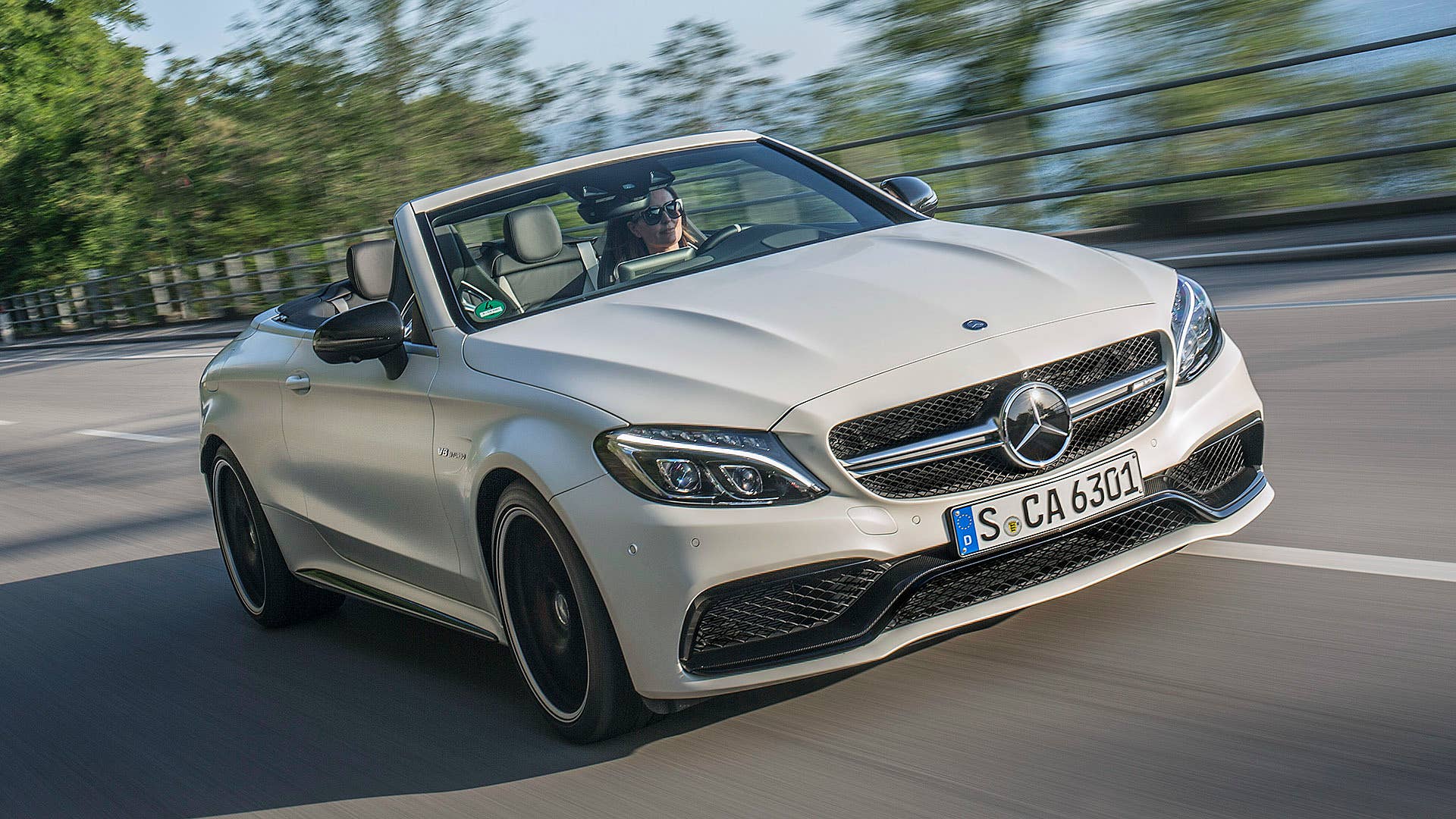 2017 Mercedes-AMG C63 S Cabriolet driving