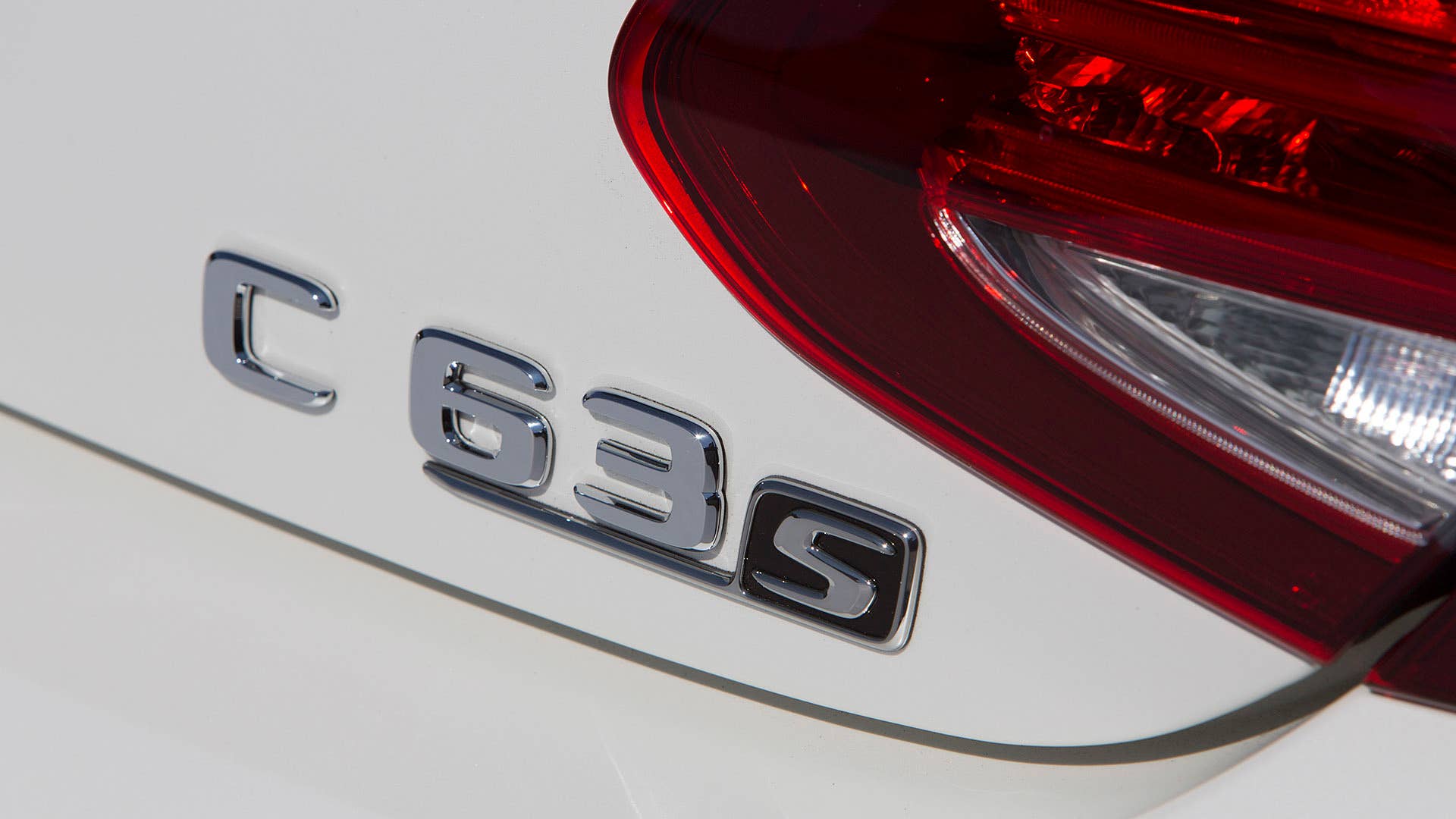 2017 Mercedes-AMG C63 S Cabriolet badge