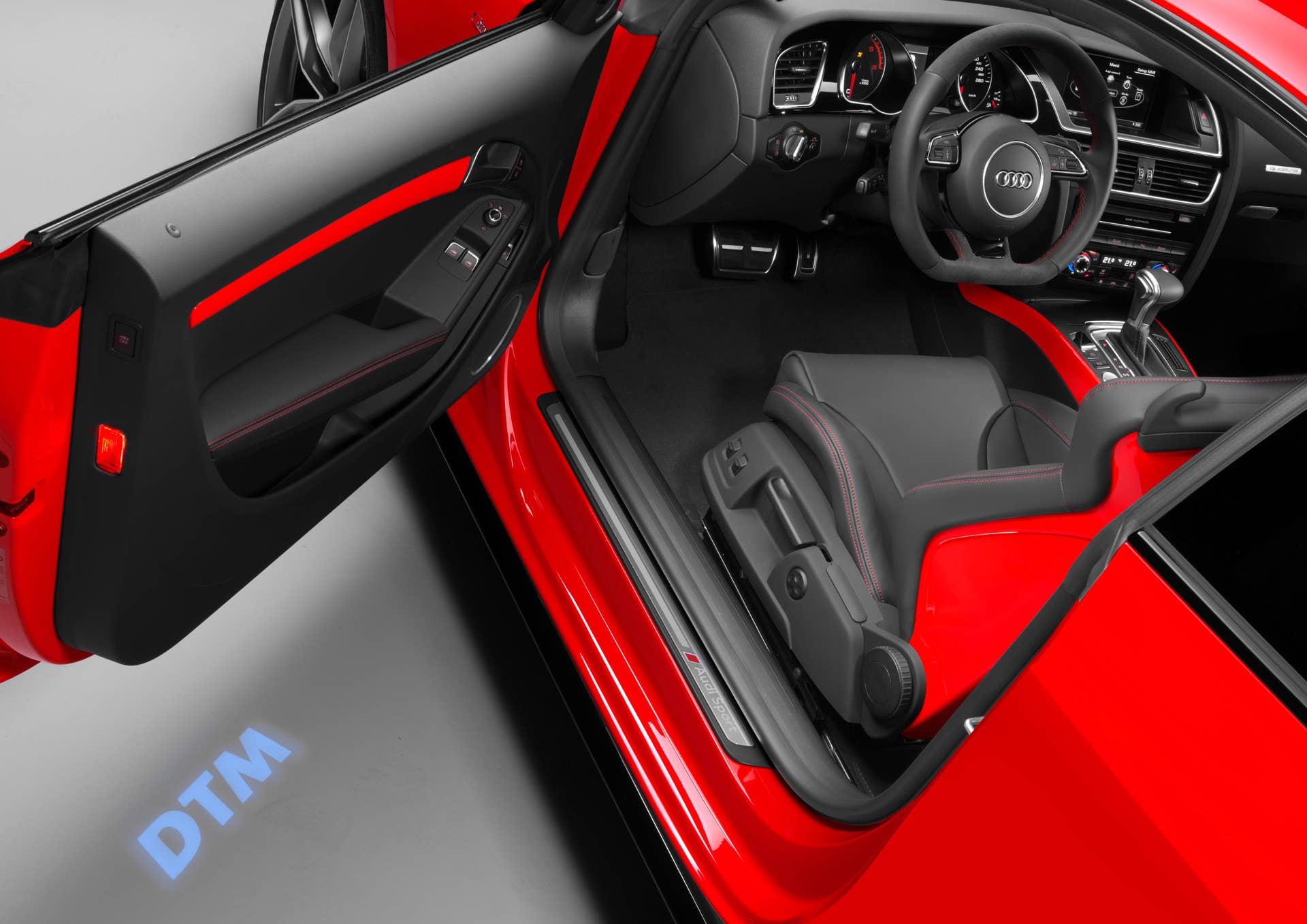 2016 Audi A5 DTM interior