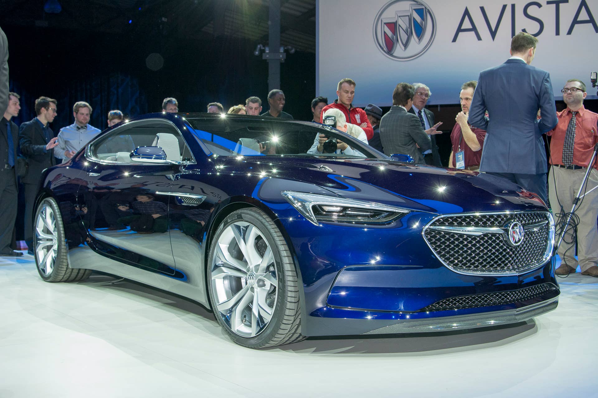 Concept Car: Buick Avista Concept