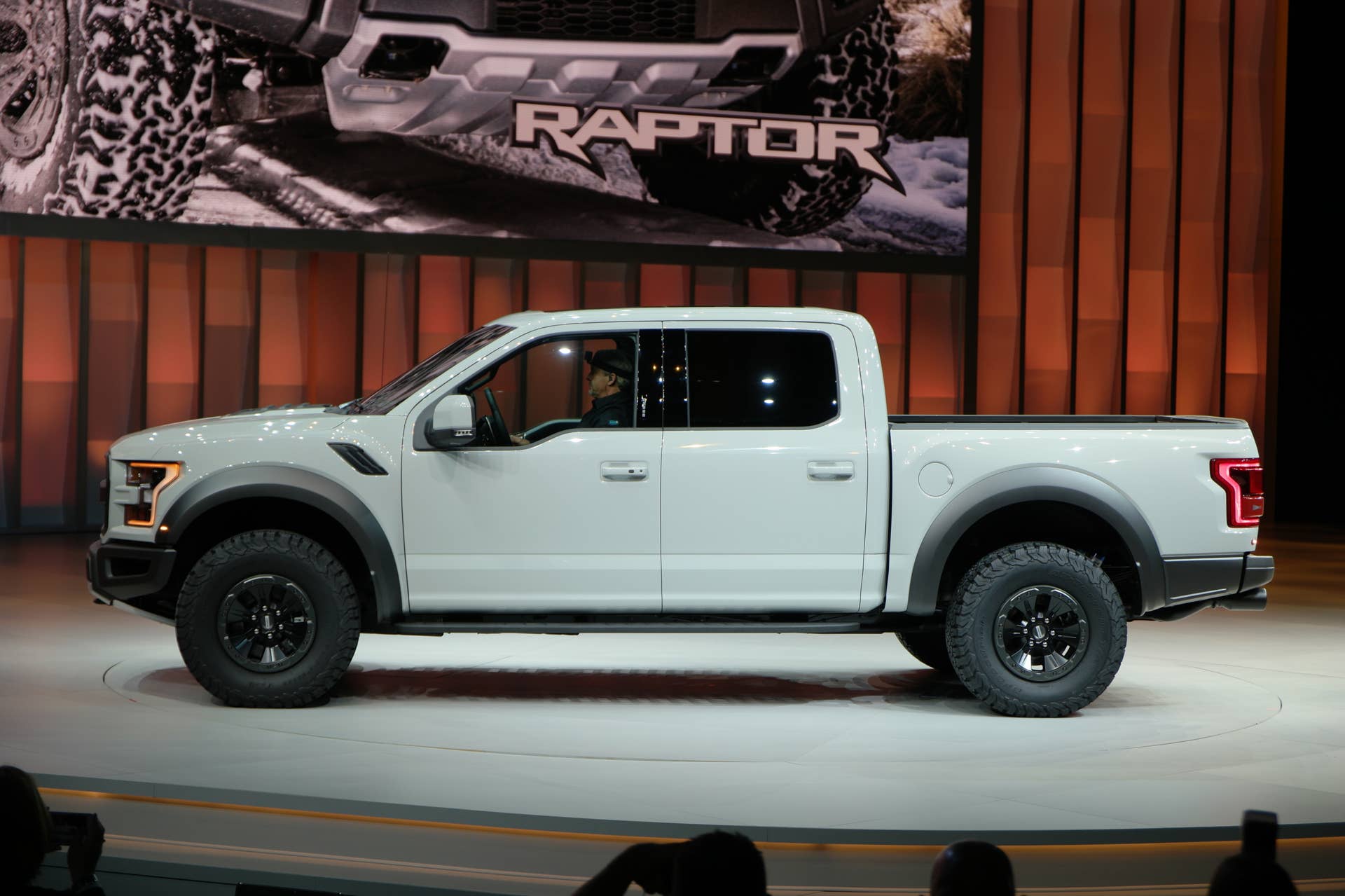 2017 Ford F-150 Raptor SuperCrew