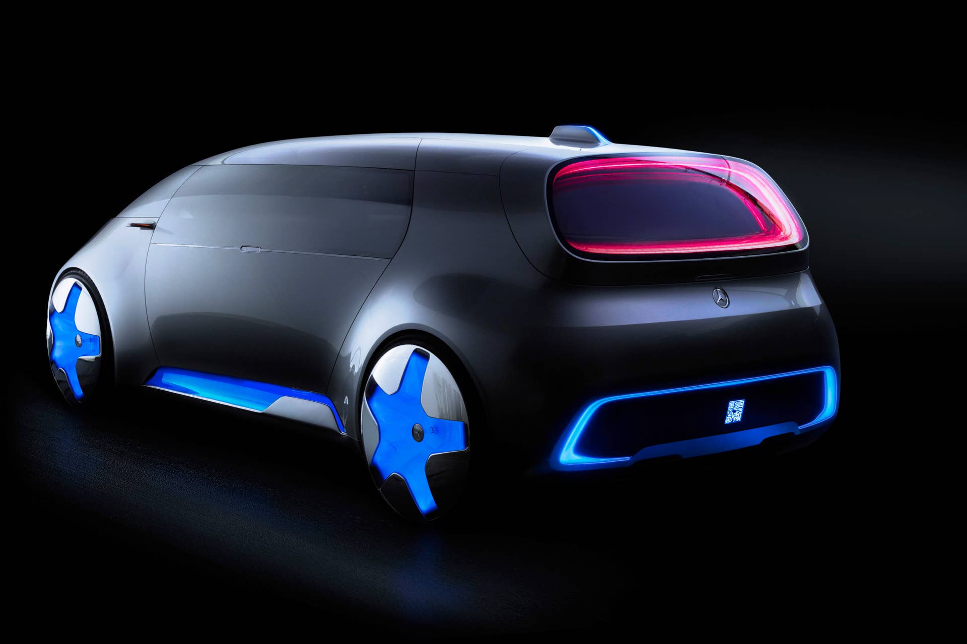 silver mercedes vision tokyo concept three quarters rear window