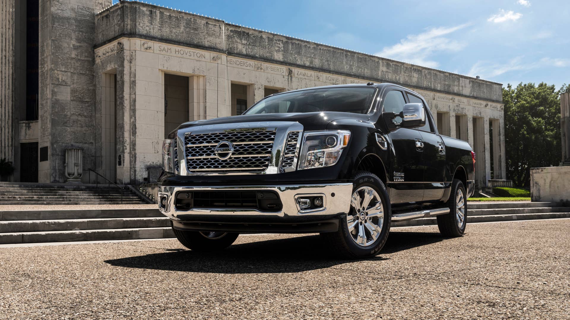 2017 Nissan Texas Titan Front End Exterior