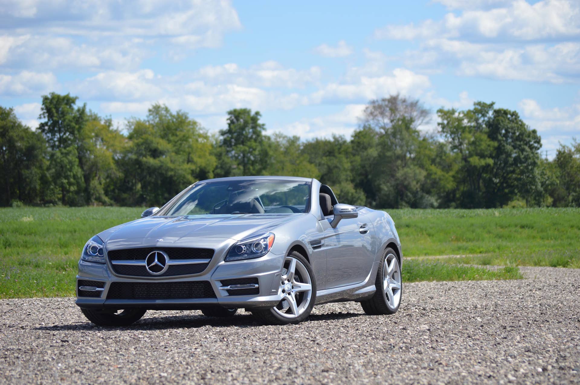 2015 mercedes-benz slk250 silver blue sky green field