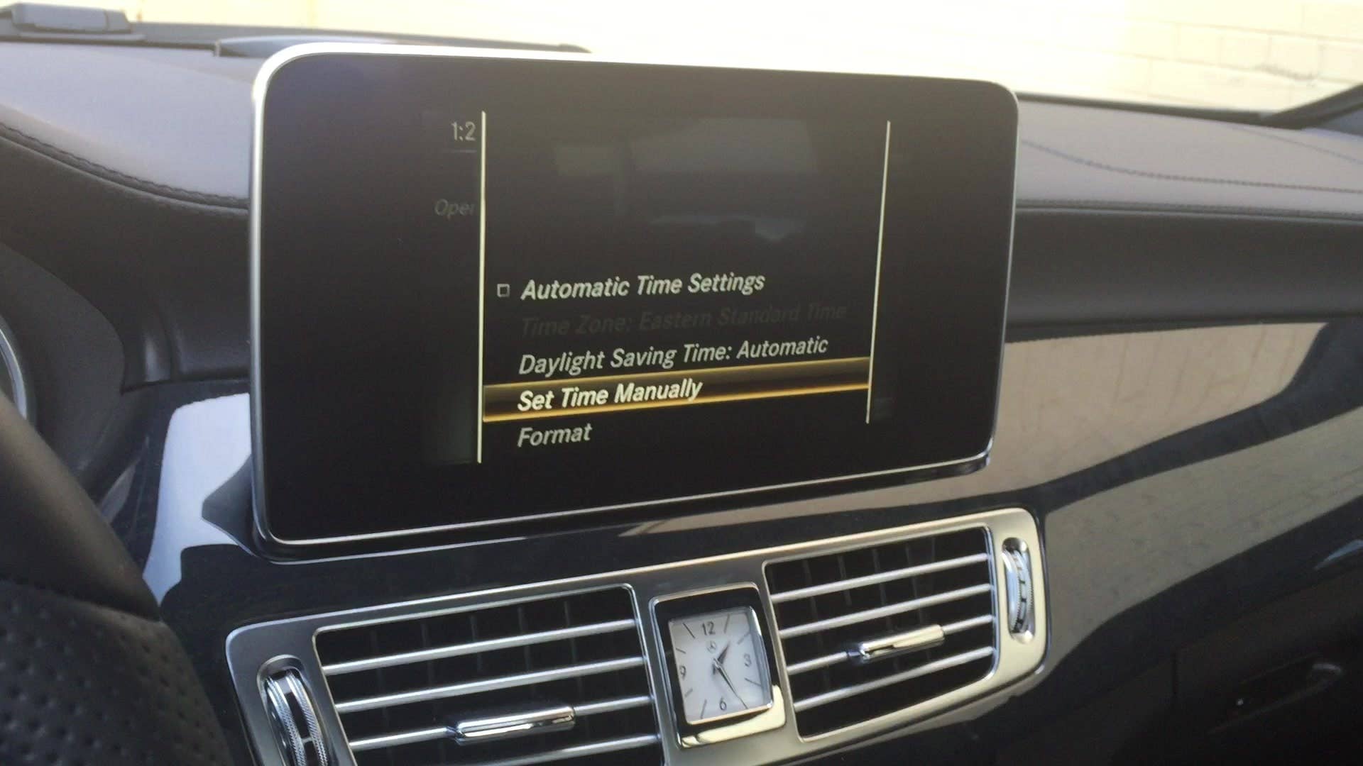 Setting the clock on your Mercedes-Benz CLS400 is fun, and easy!