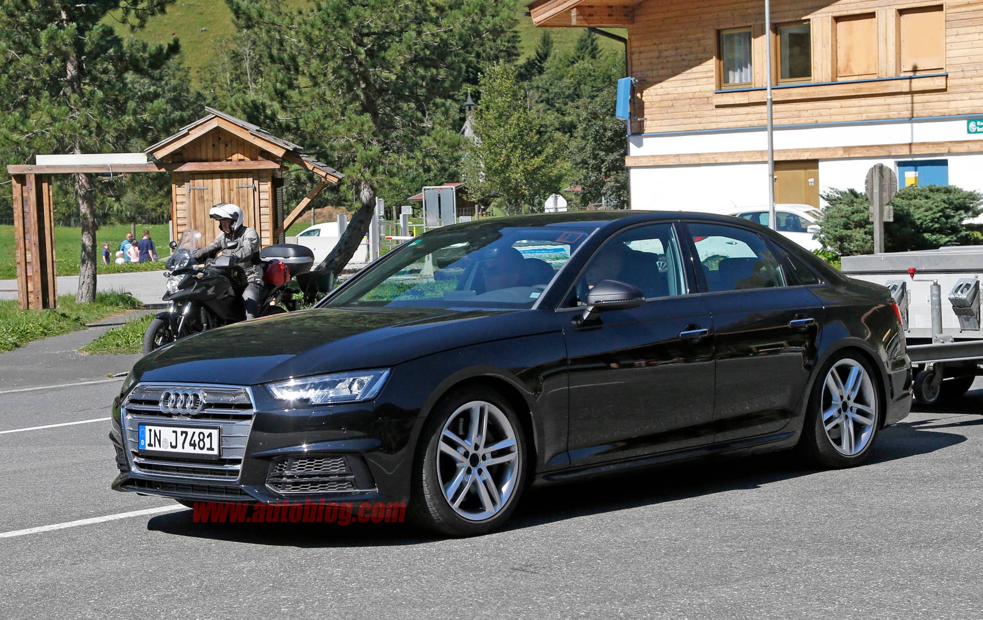 Audi S4 spied front 3/4