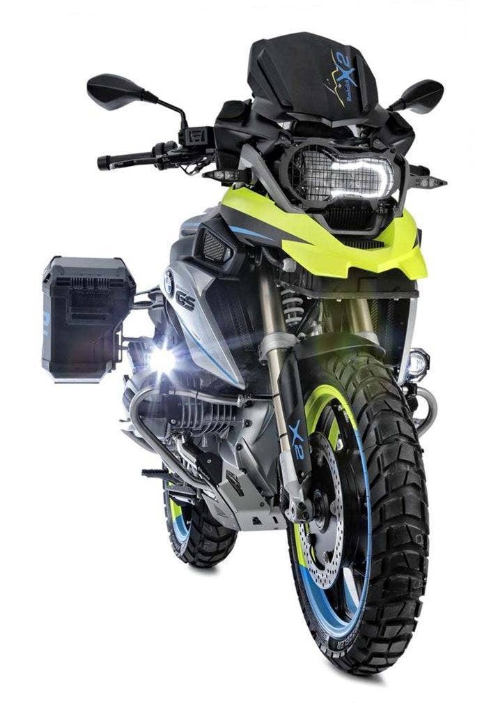 The two-wheel drive Wunderlich BMW R1200 GS LC, which uses a 10kW hub motor up front and a battery pack under the beak, front three-quarter view.