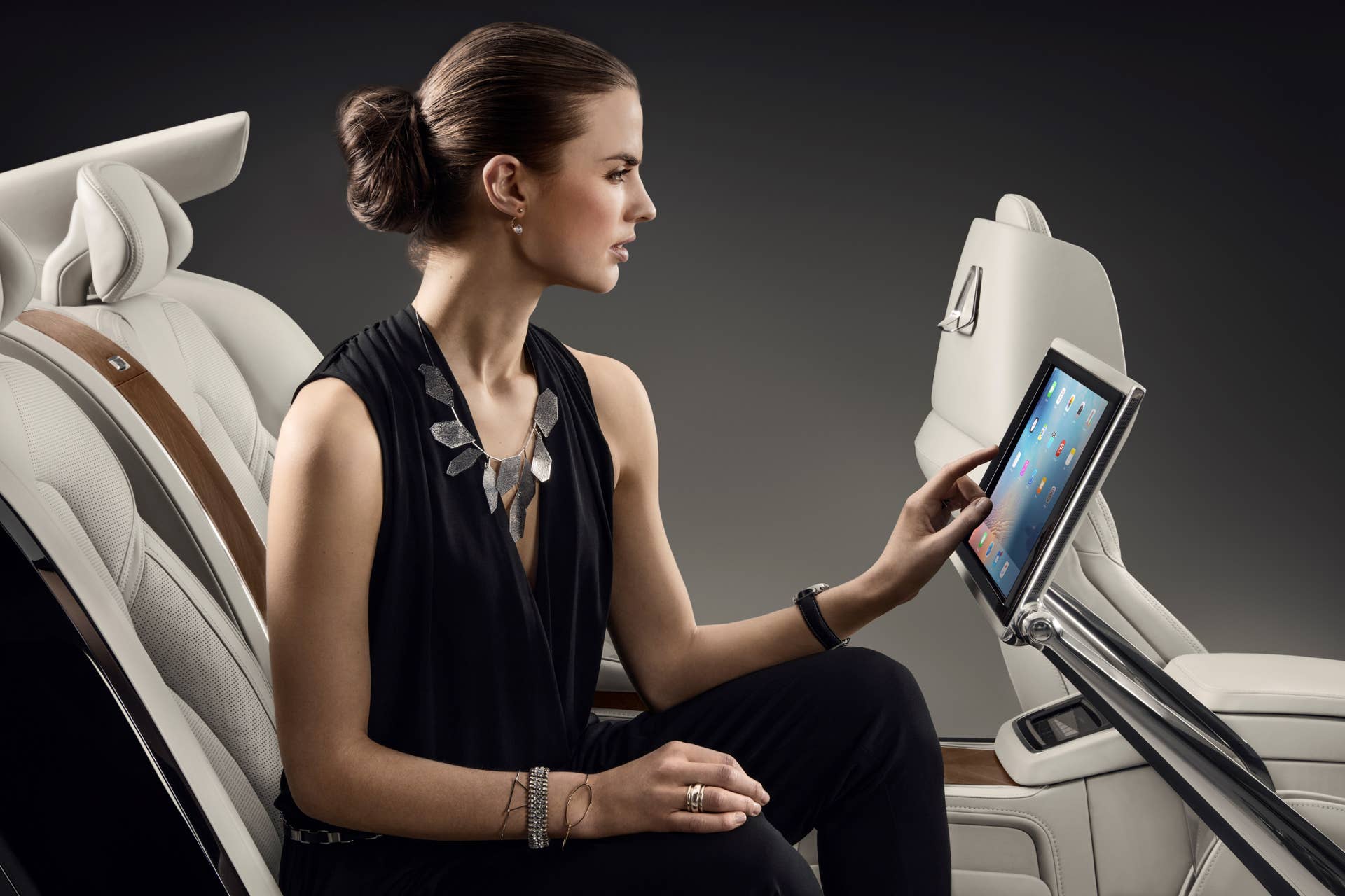 Volvo S90 Excellence Interior Concept