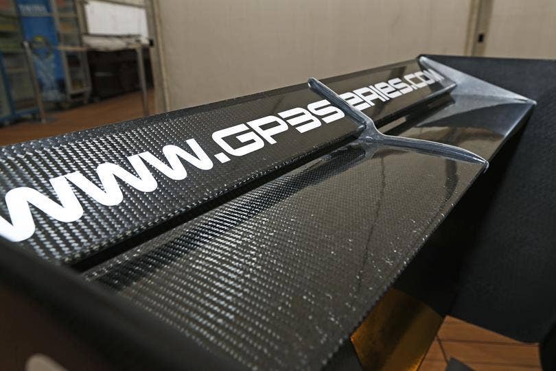 GP3/16 rear wing