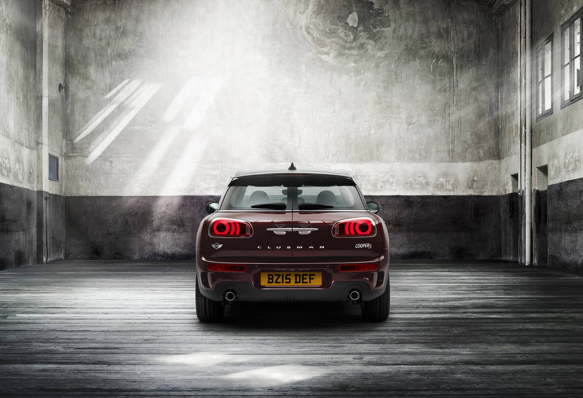 2016 Mini Cooper S Clubman rear