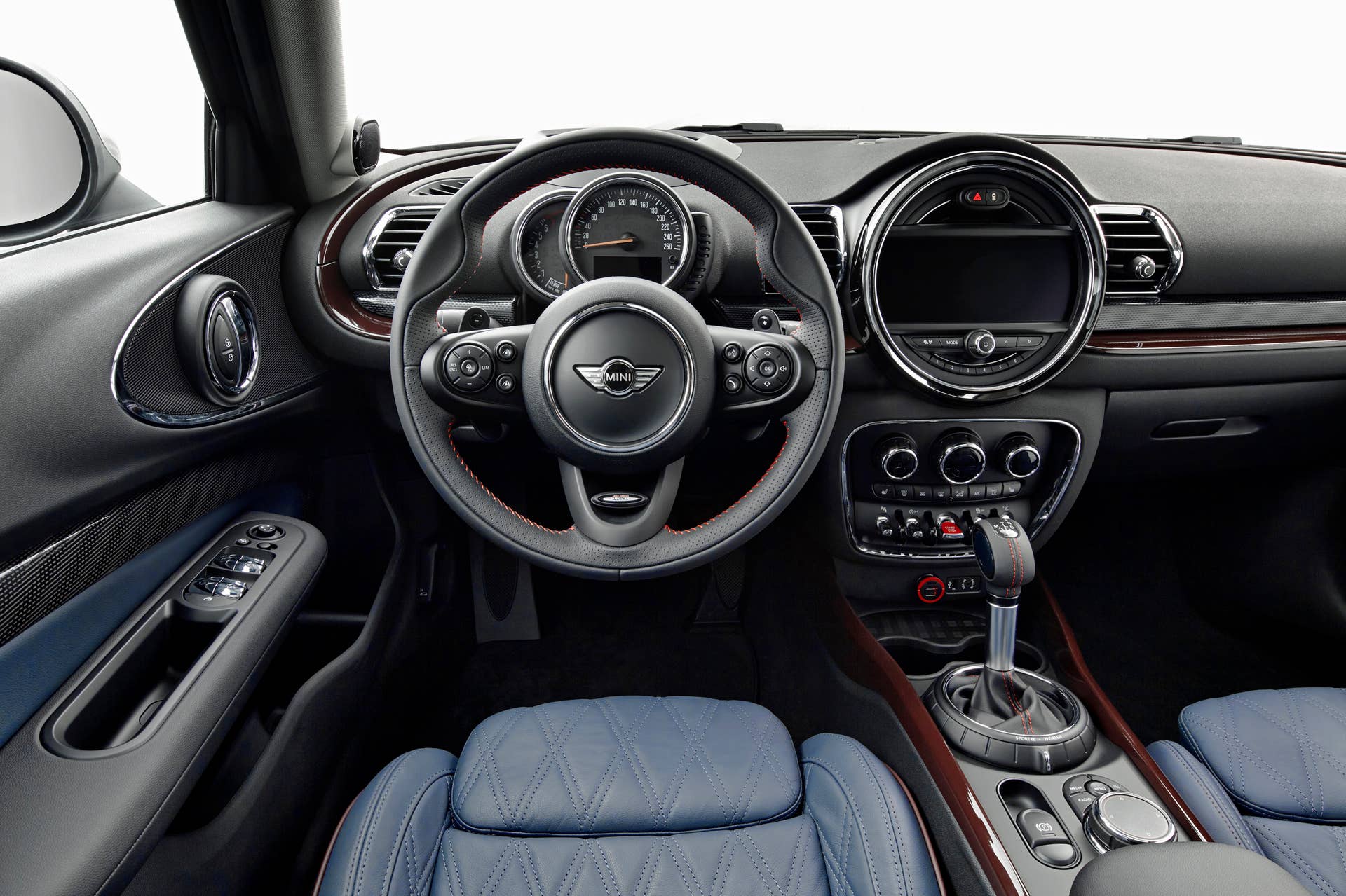 2016 Mini Clubman interior