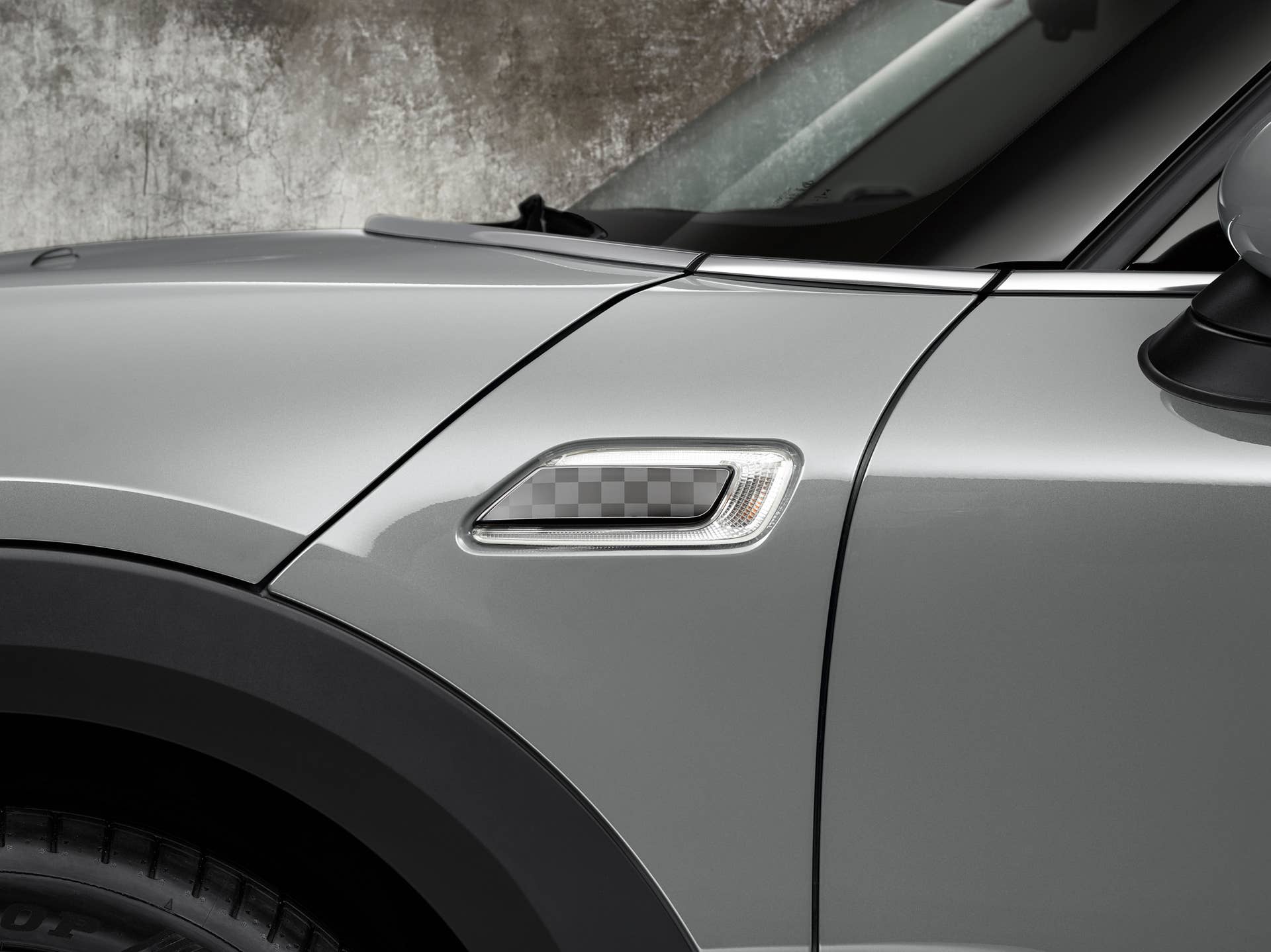 2016 Mini Clubman checkered side lamp