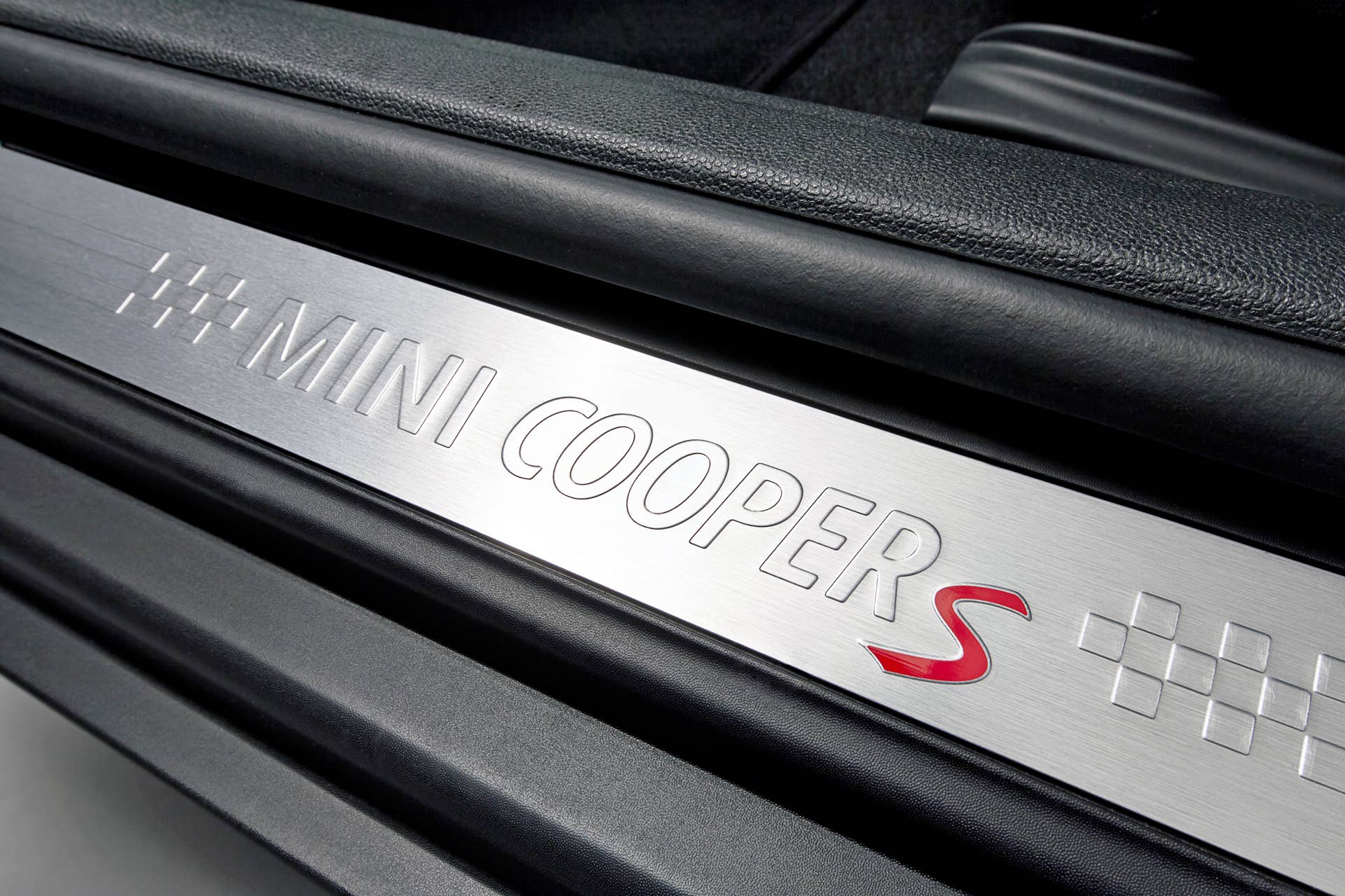 2016 Mini Clubman sill plate