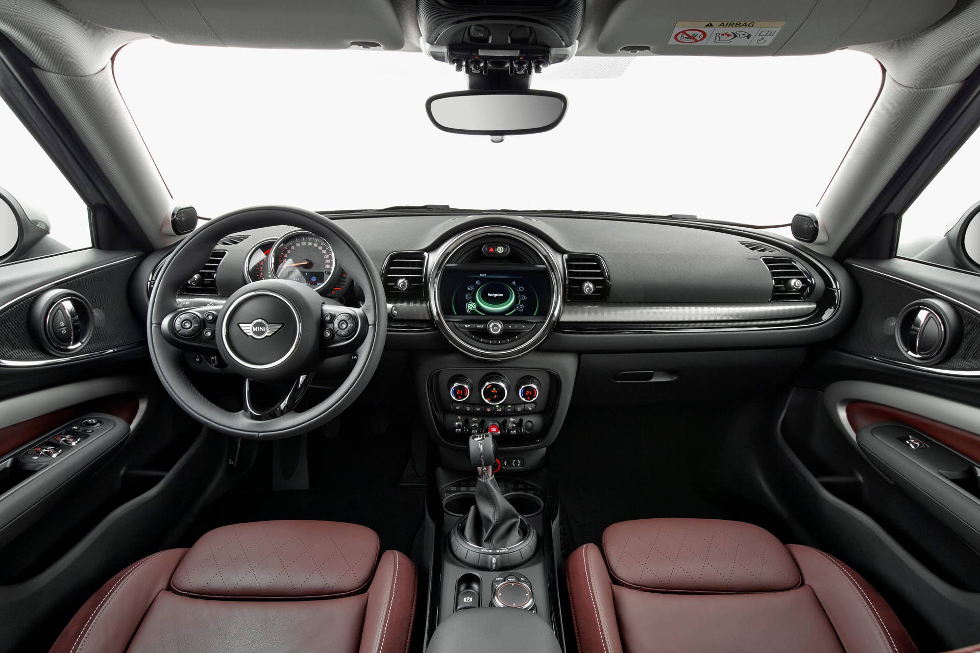 2016 Mini Clubman cabin