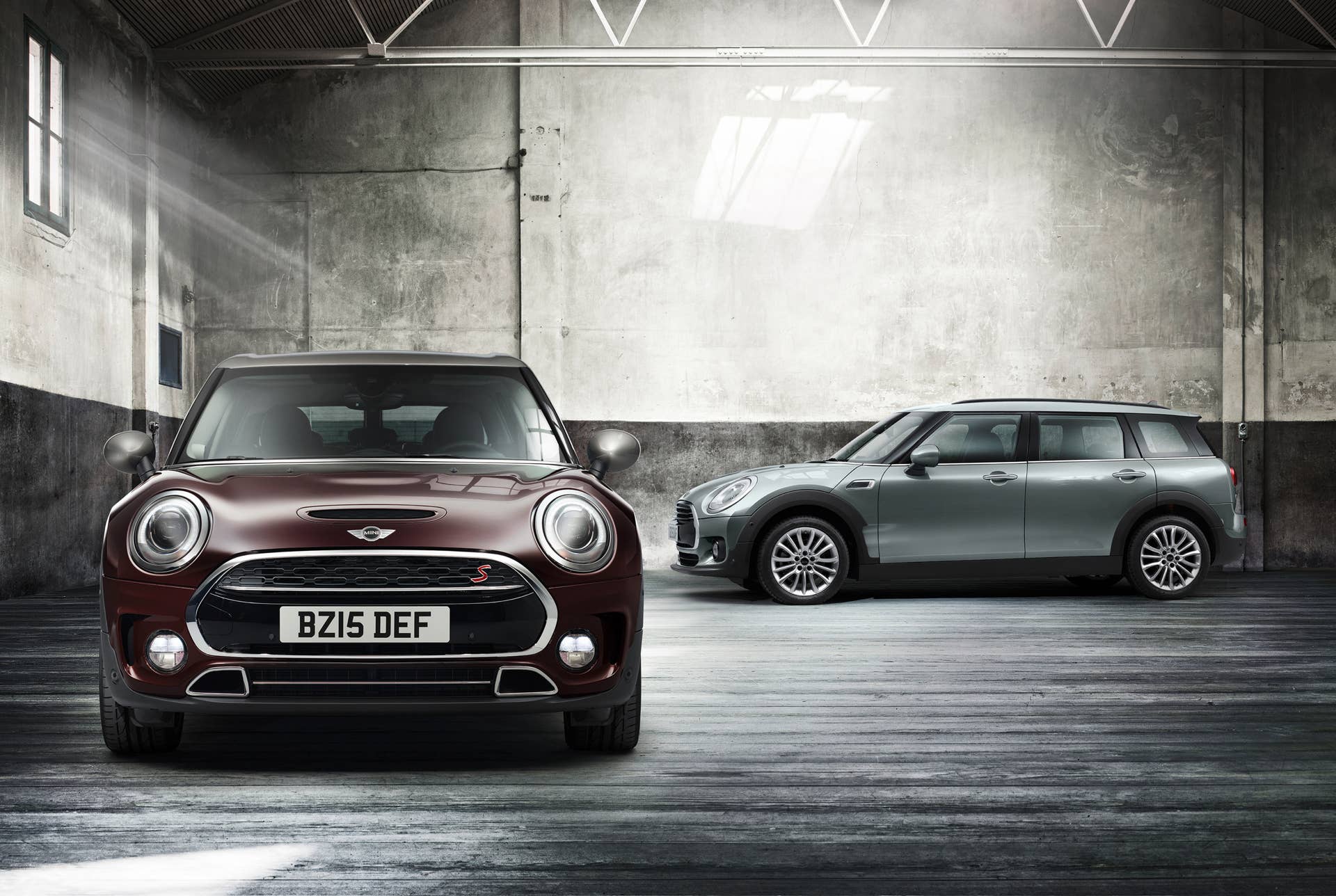 2016 Mini Clubman pair front side