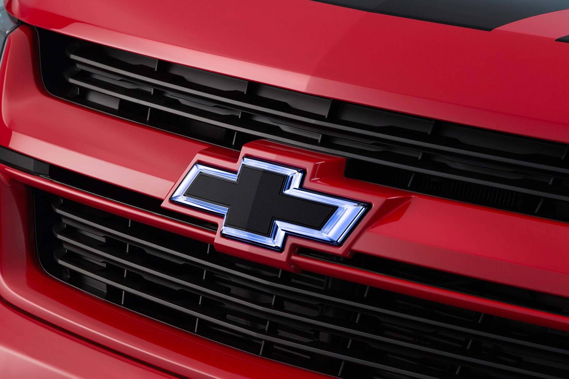 chevrolet colorado trail boss 3.0 sema concept bowtie