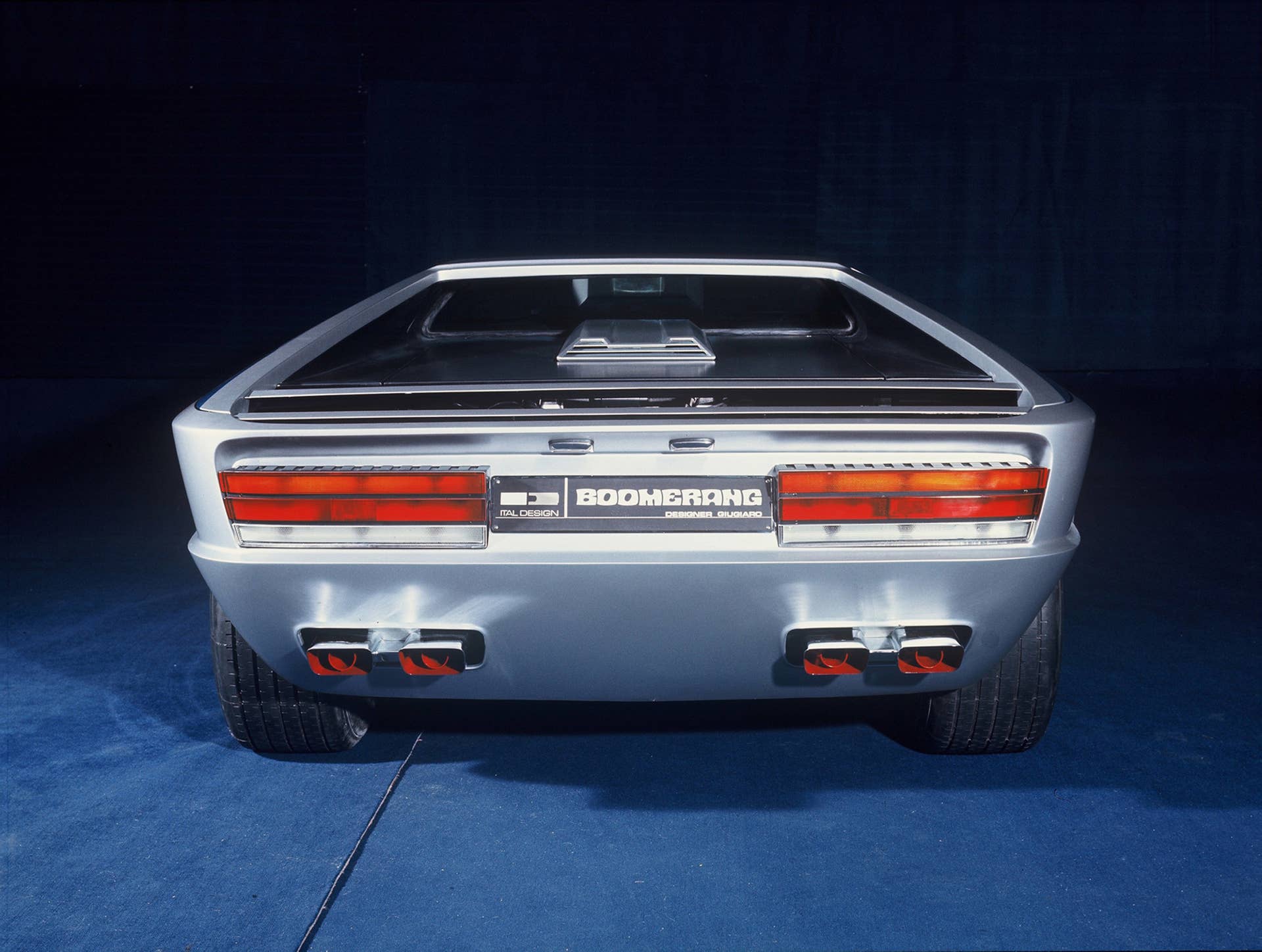 maserati boomerang rear