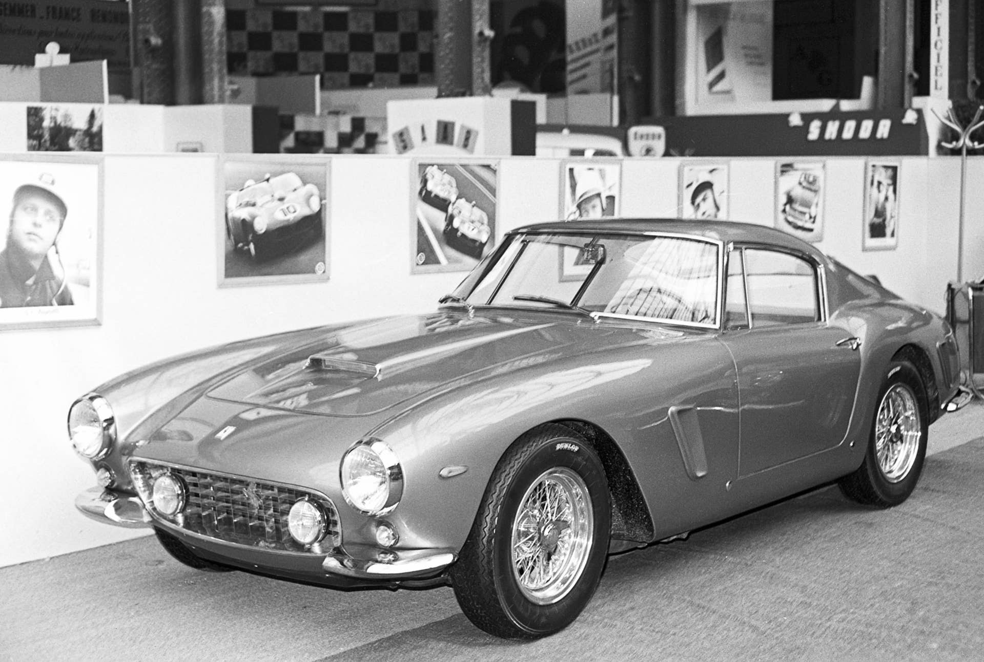 1961 Ferrari 250 GT SWB Berlinetta #2917GT front 3/4 Paris Motor Show