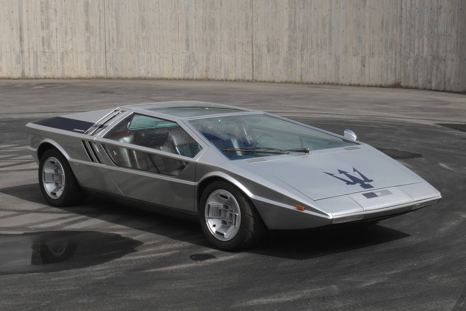 maserati boomerang front 3/4