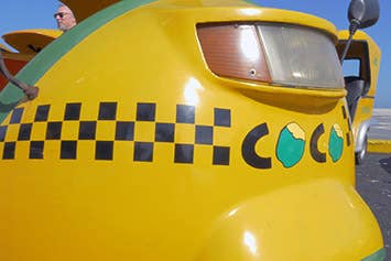 How to Catch a Cab in Cuba