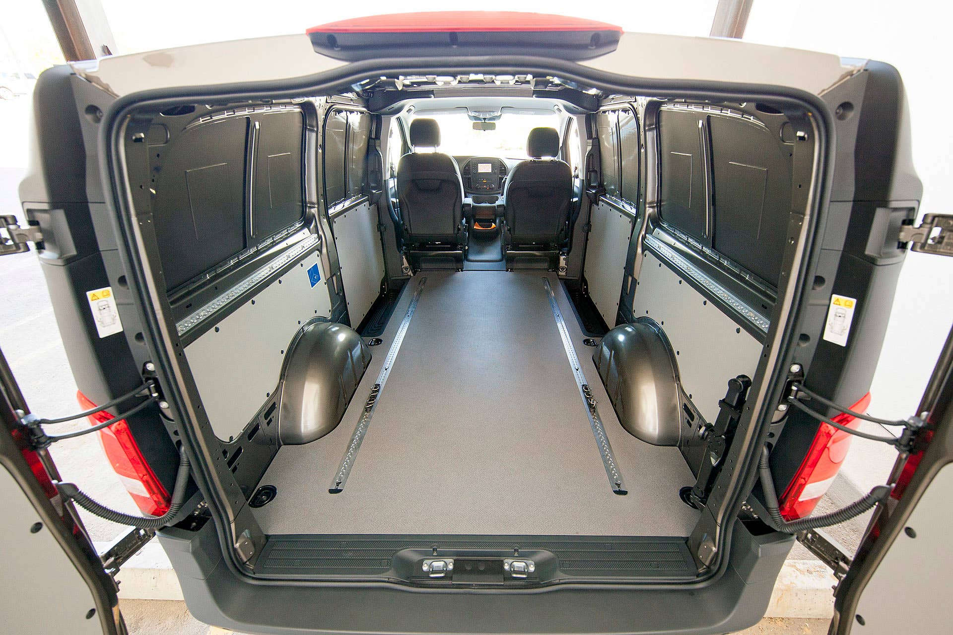 2016 Mercedes-Benz Metris rear cargo area