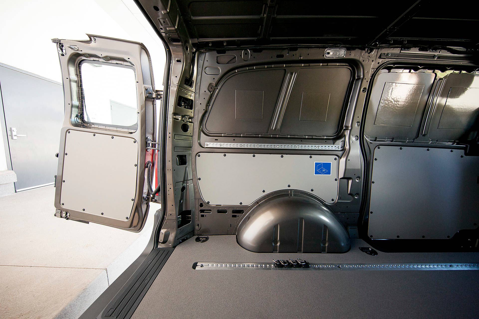 2016 Mercedes-Benz Metris rear cargo area