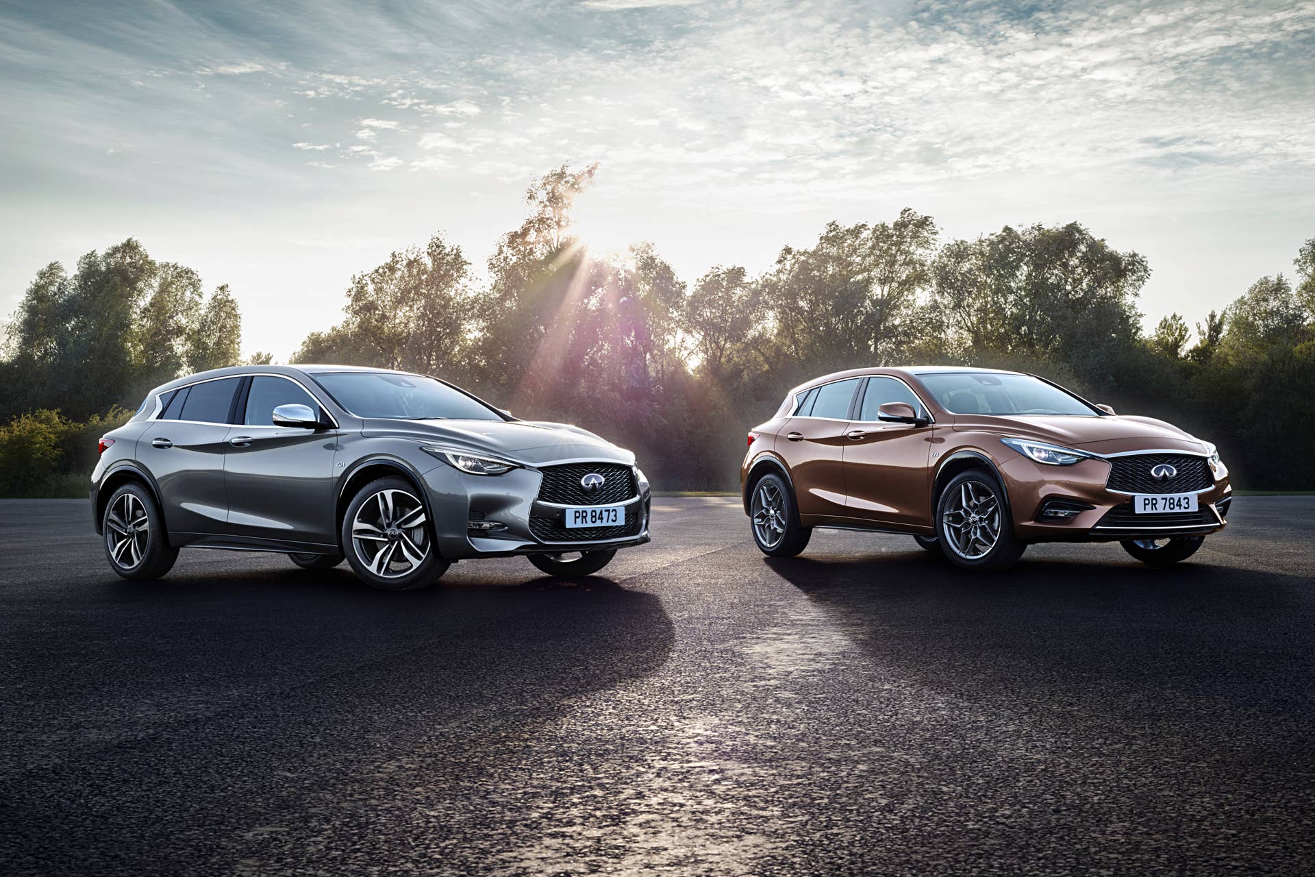 Designed for a new generation of buyers who are not willing to be defined by their choice of vehicle body type, the Infiniti QX30 challenges convention with its bold character and daring shape.