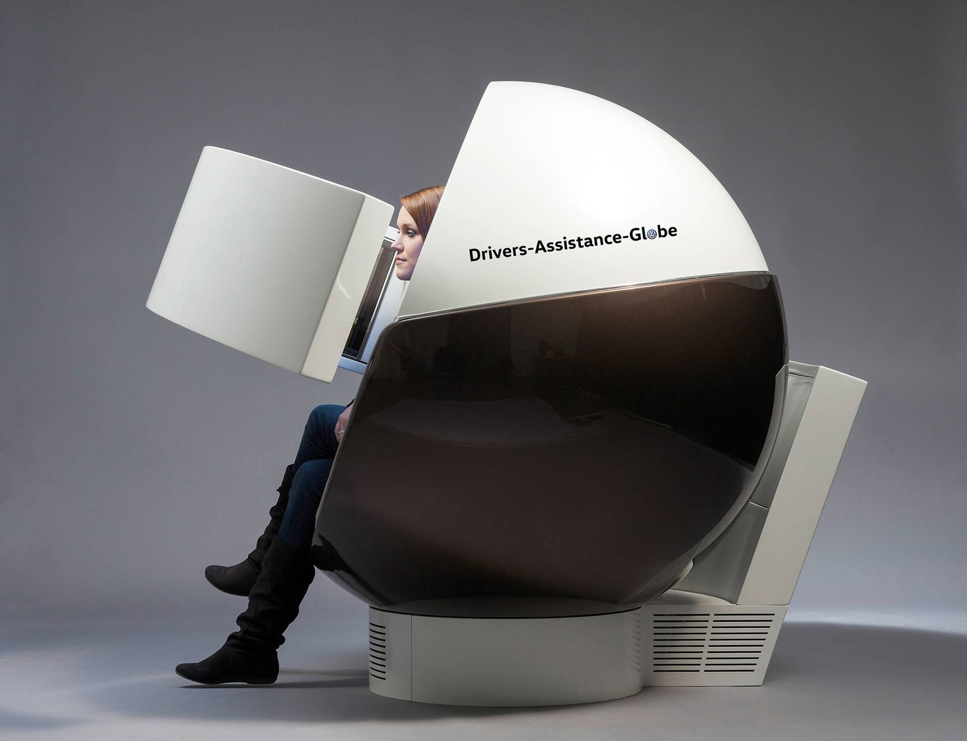 Volkswagen Drivers Assistance Globe