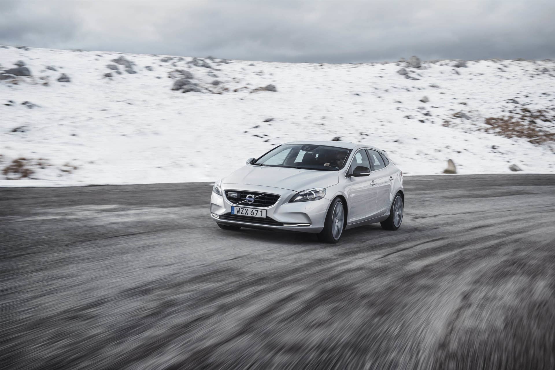 Polestar Performance Parts Volvo V40
