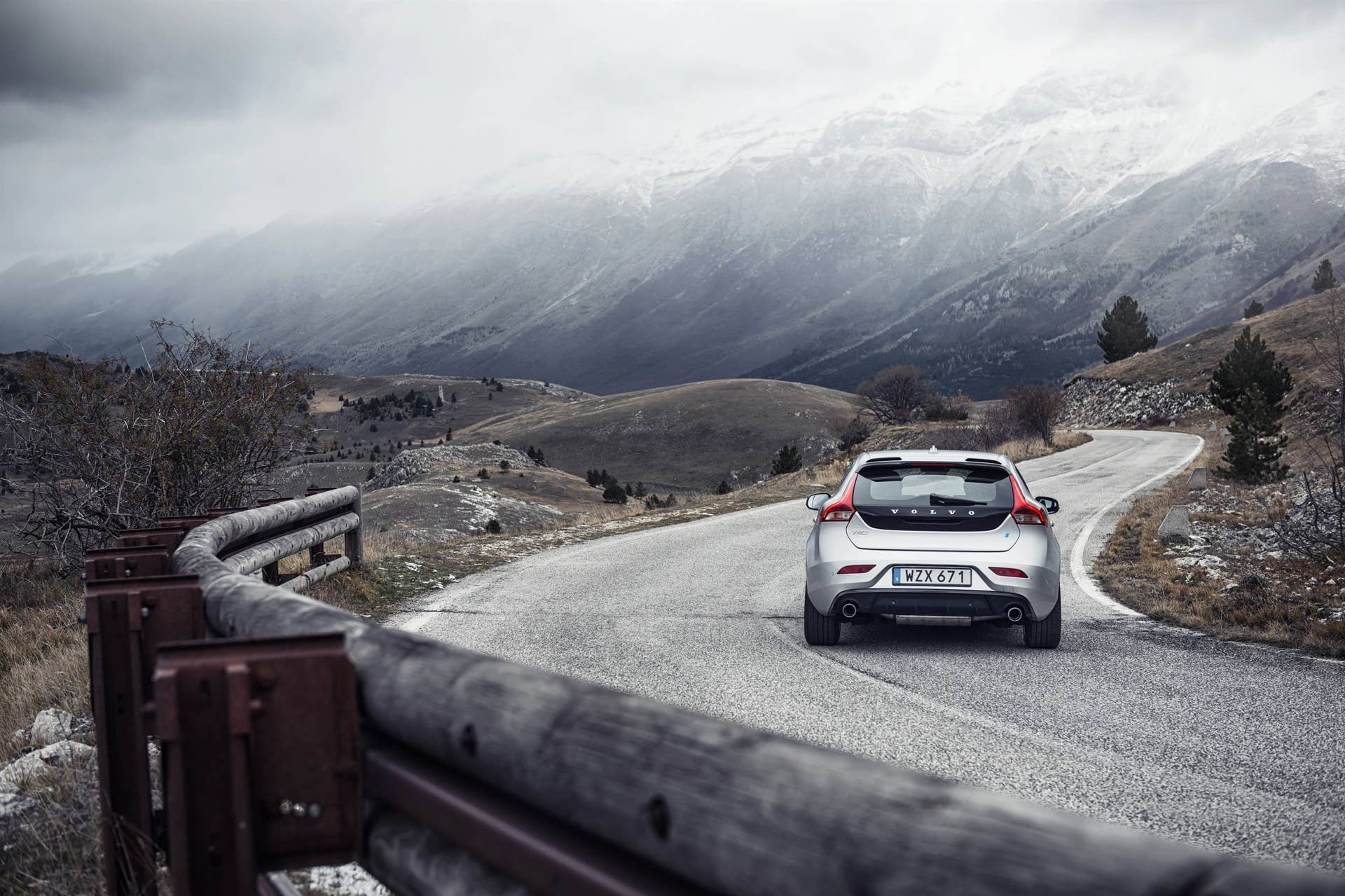 Polestar Performance Parts Volvo V40 rear