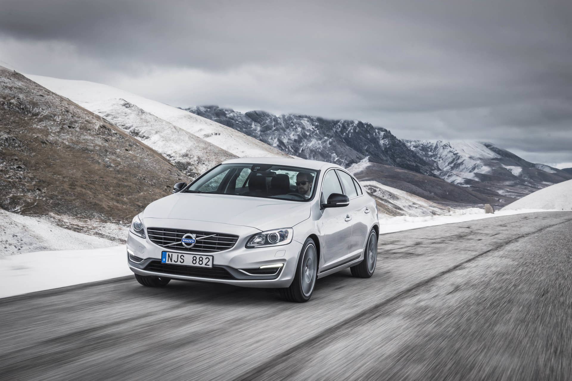 Polestar Performance Parts Volvo S60 front 3/4 moving