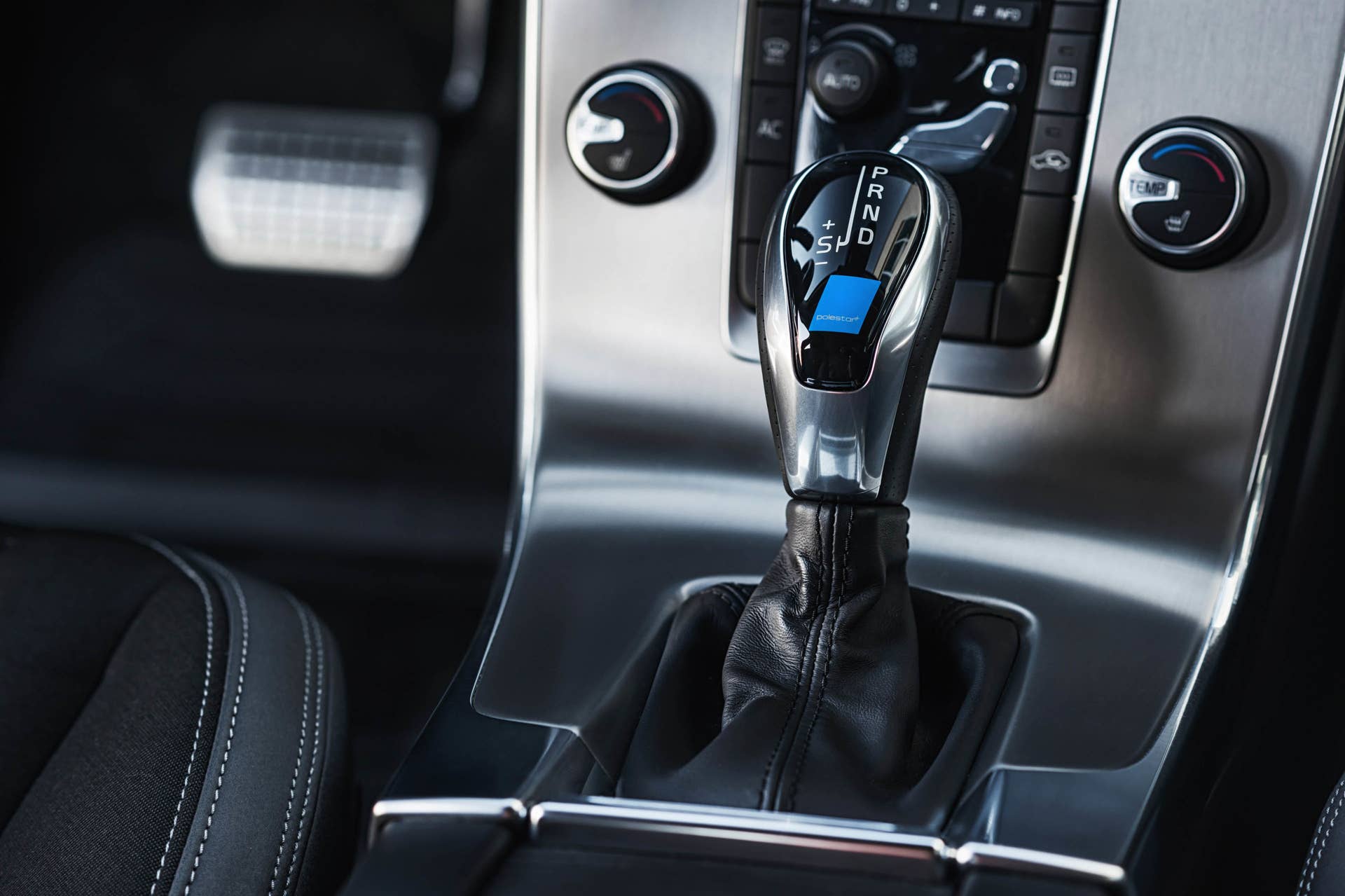 Polestar Performance Parts shifter