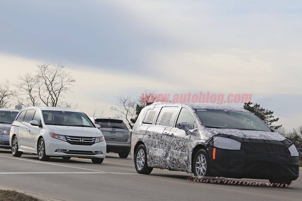 2017 chrysler town and country with odyssey