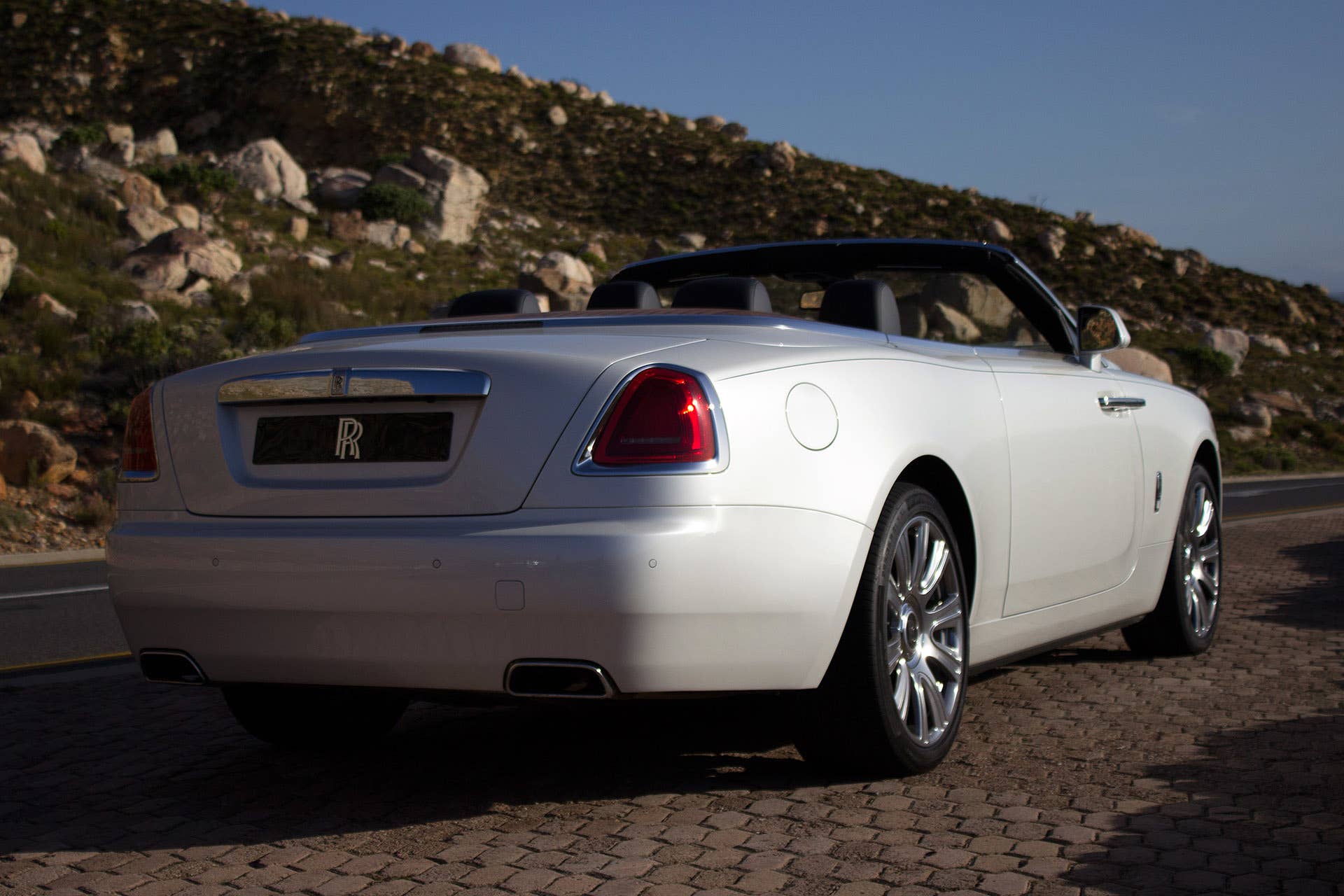 2016 Rolls-Royce Dawn rear 3/4 view