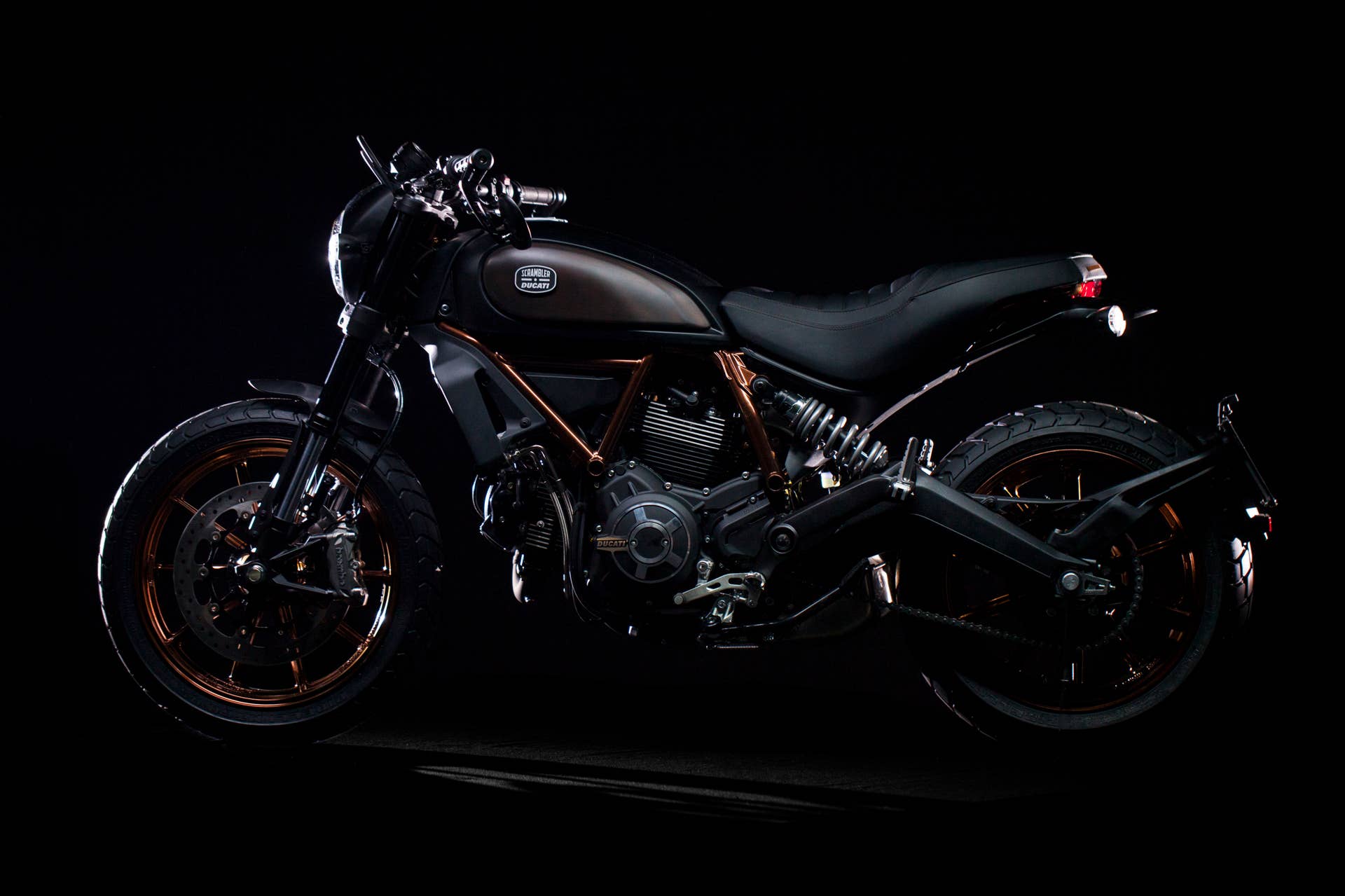 Ducati Scrambler Italia Independent side