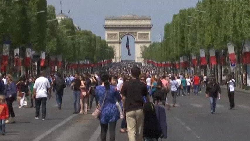 'No Car Day' Along Paris' Champs-Elysees