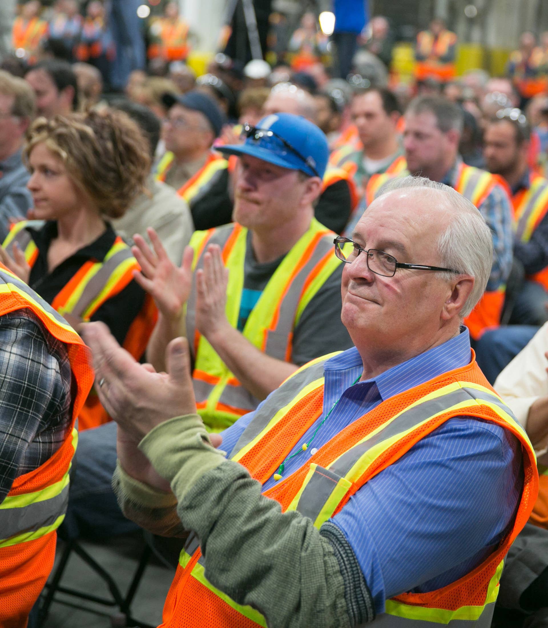 gm factory investment announcement crowd