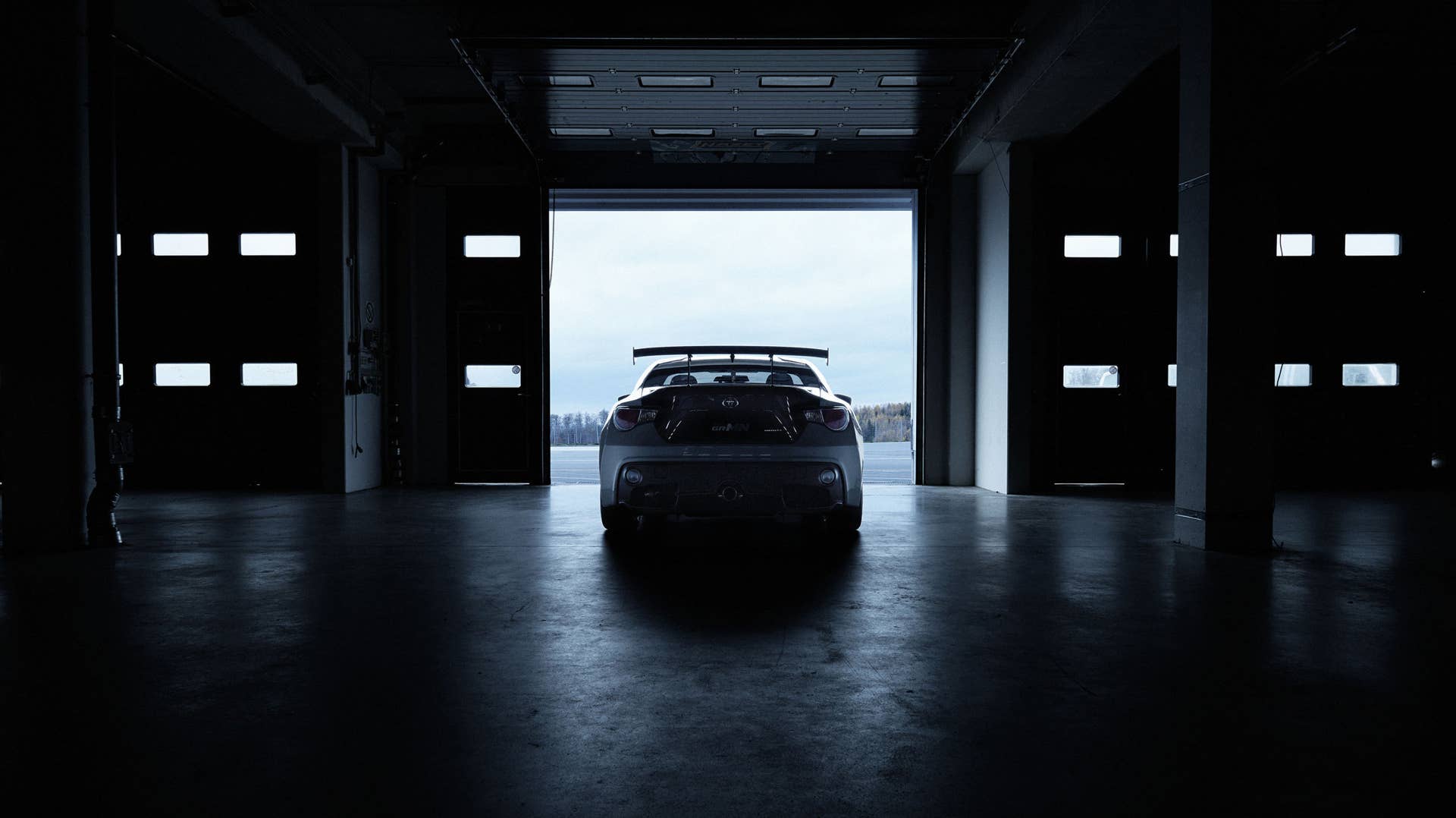 Toyota 86 GRMN garage rear