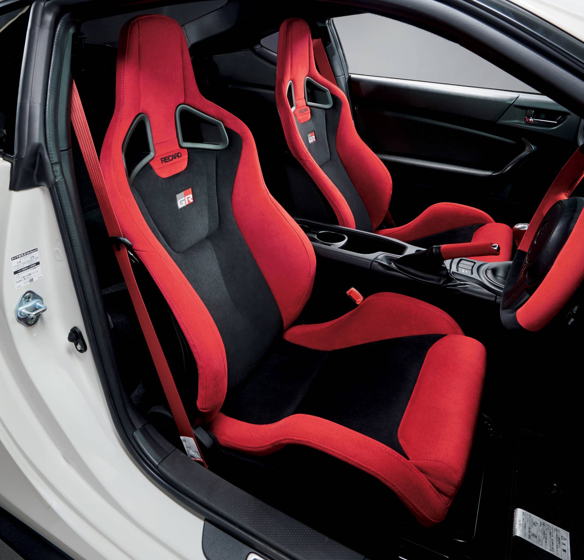 Toyota 86 GRMN seats