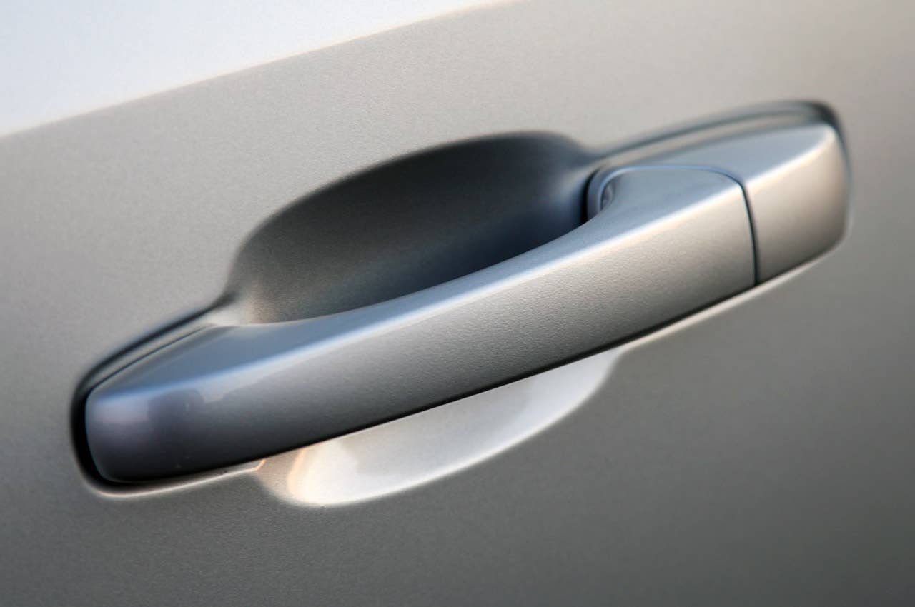 2011 Chrysler Town& Country Touring door handle