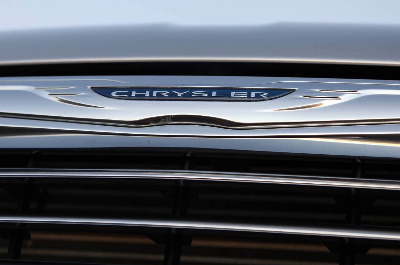 2011 Chrysler Town& Country Touring logo