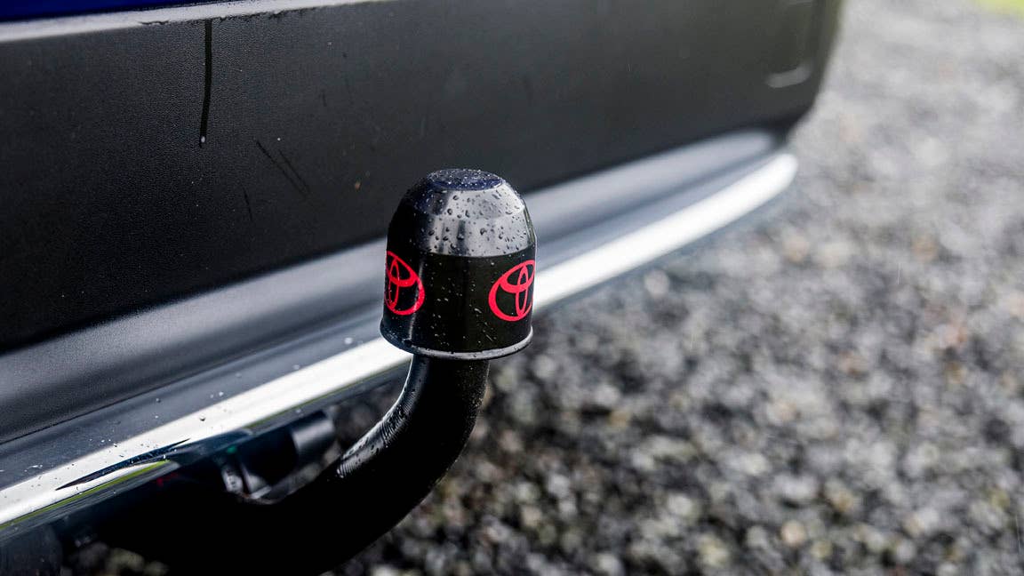 2016 Toyota Prius with trailer hitch