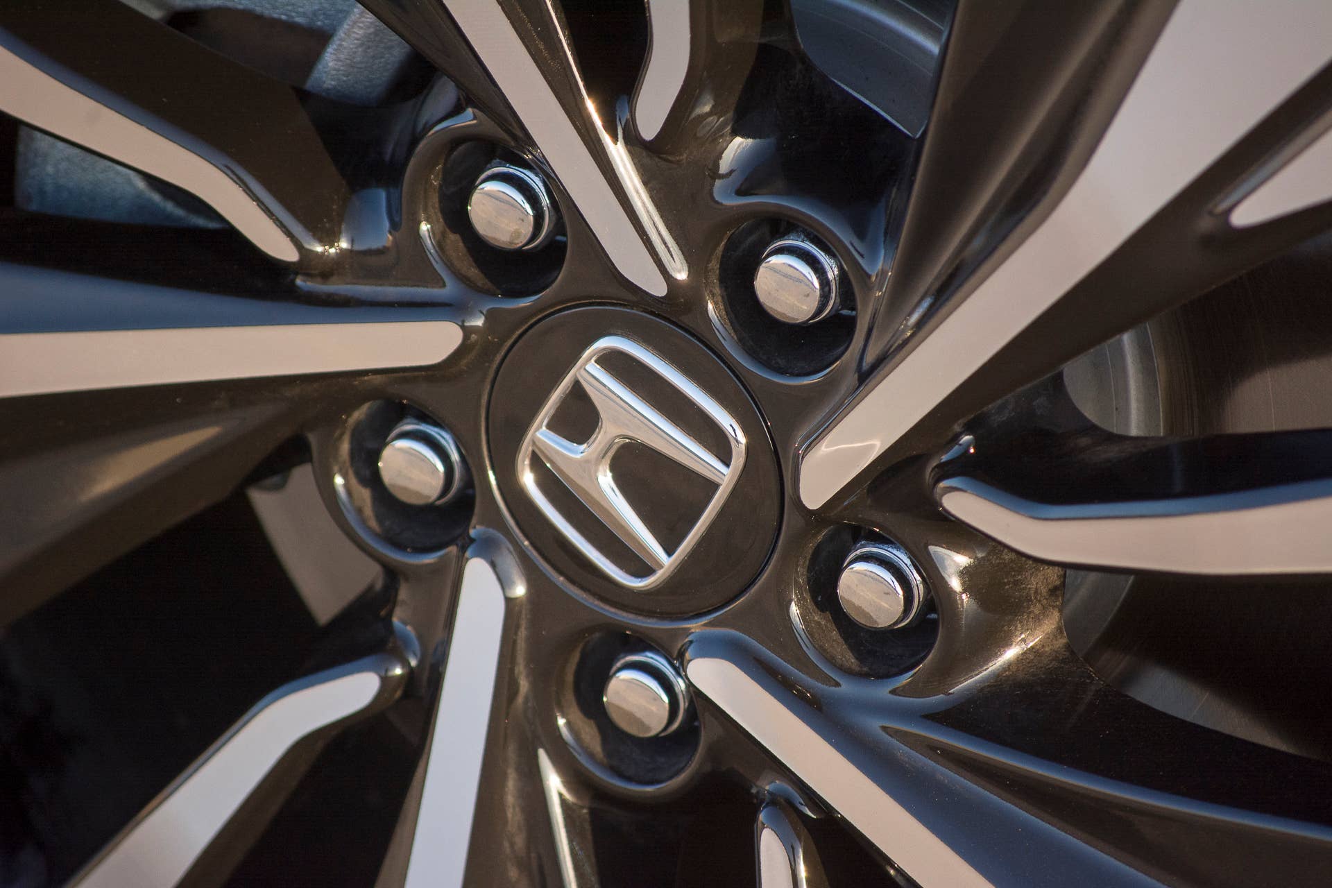 hub honda accord v6 coupe 2016 lugnuts wheel