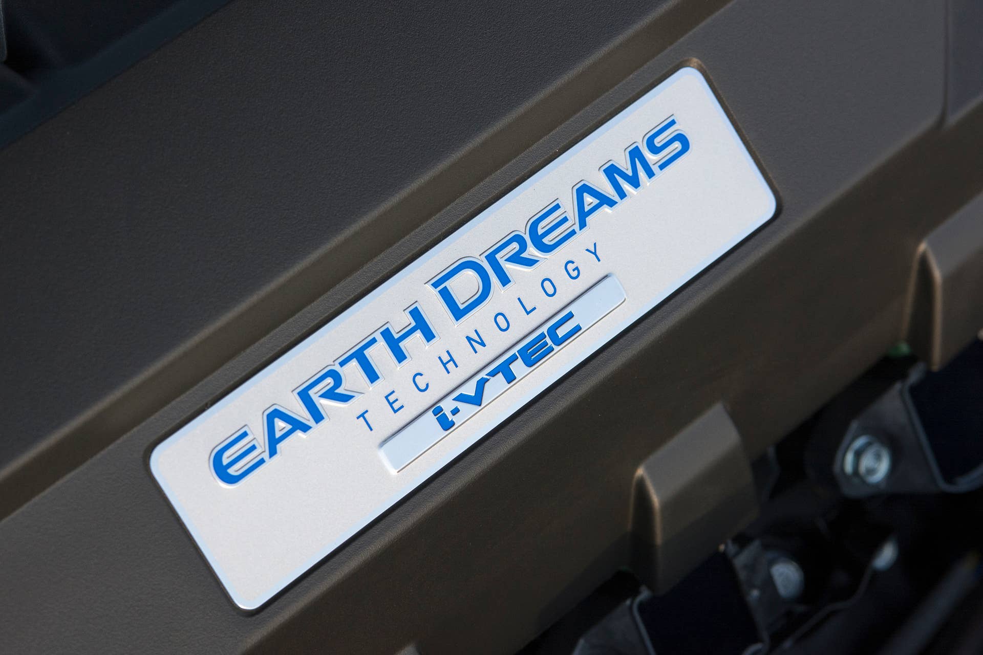 earth dreams vtec honda v6 3.5-liter