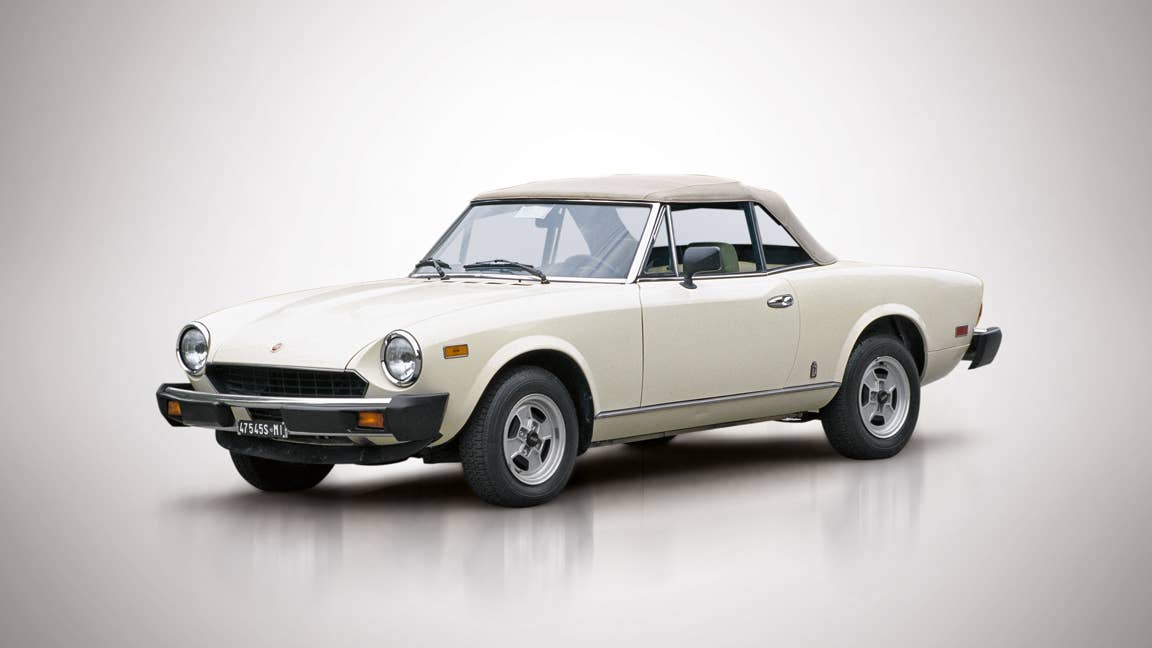 1983 Fiat Spider 2000 by Pininfarina