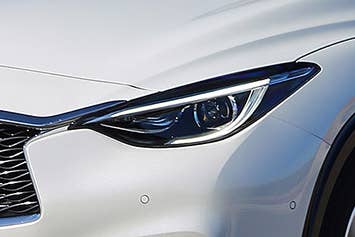 2017 Infiniti Q30