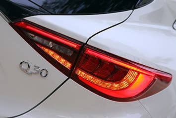 2017 Infiniti Q30