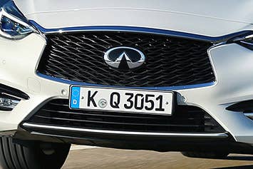 2017 Infiniti Q30