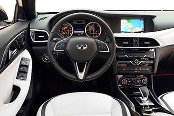 2017 Infiniti Q30