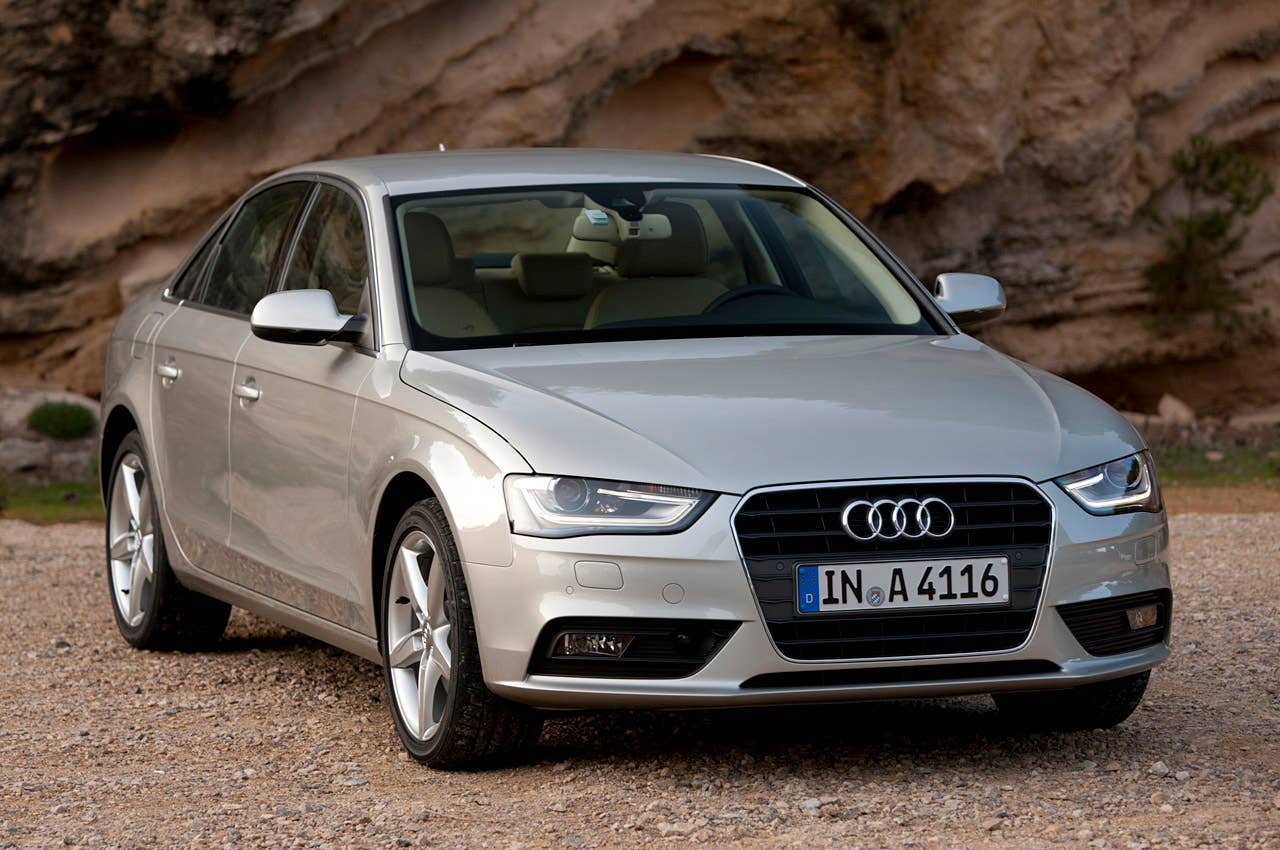2013 Audi A4 front 3/4 view